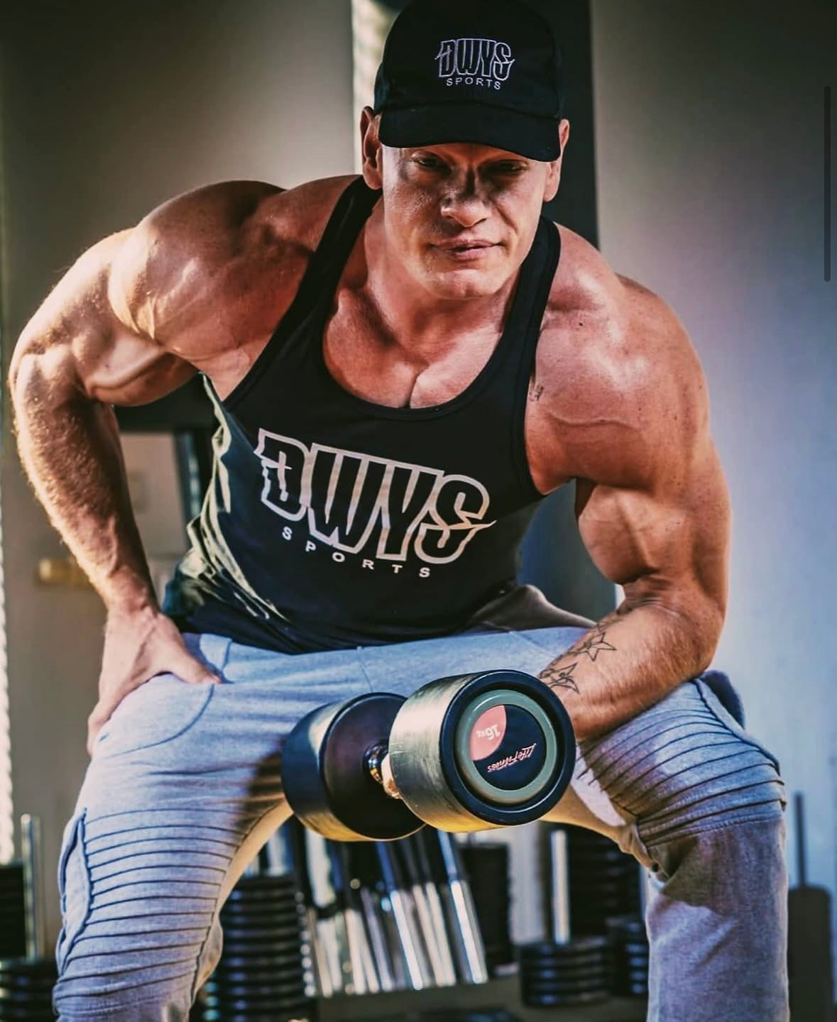 Tanktop Herren in Schwarz beim Training