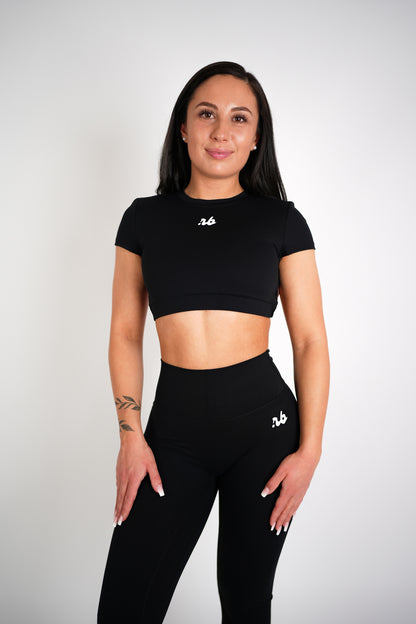 Glamour Cutout Back T-Shirt Black von vorne nah