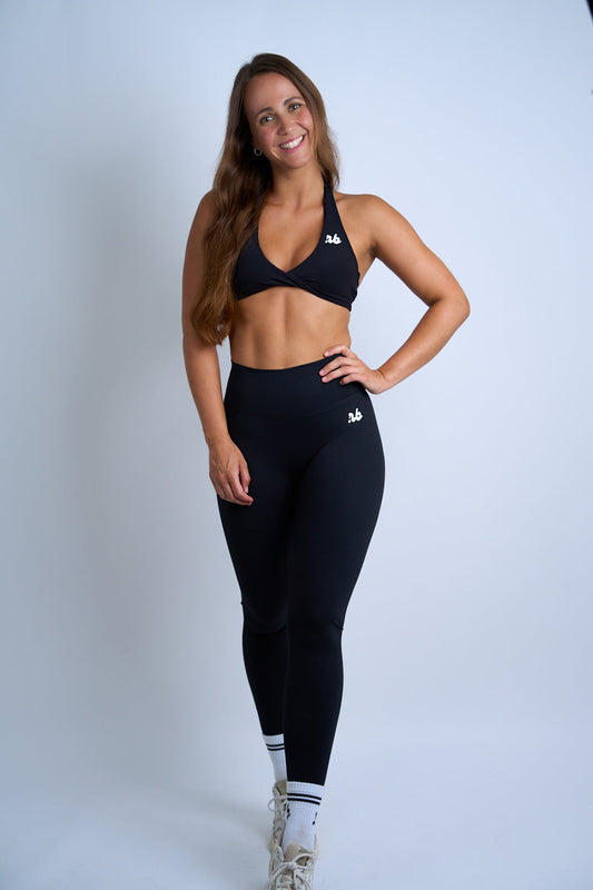 Twist Shaping Set Black — Twist Backless Sport-BH und Shaping Scrunch Leggings in Black
